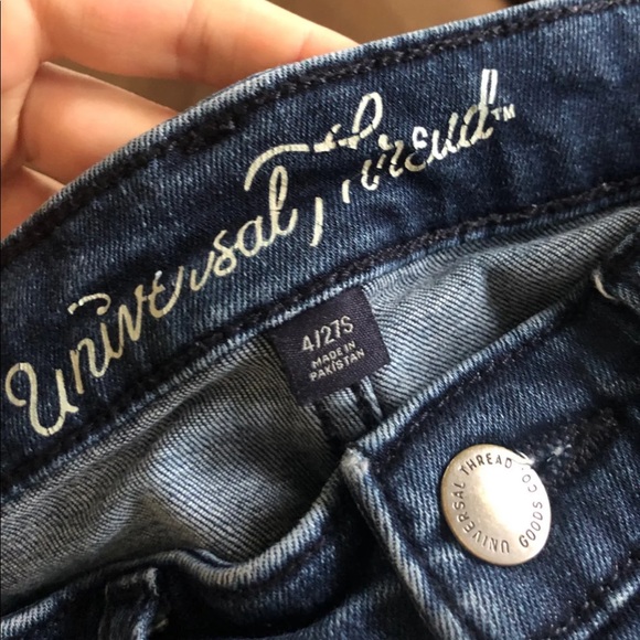 Universal Thread Jeans - Picture 3 of 3